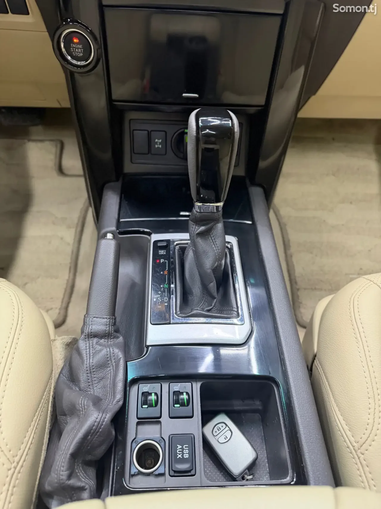 Toyota Land Cruiser Prado 2015 · 4.0 AT