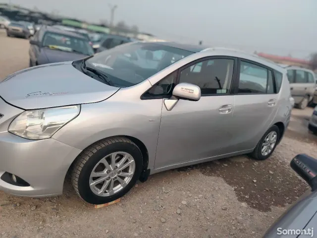 Toyota Verso 2012 · 1.8 MT