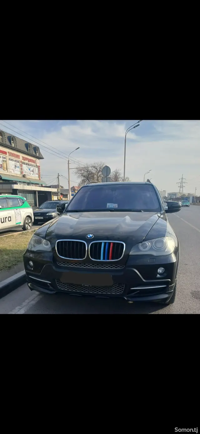 BMW X5 M 2009 · 3.0 CVT