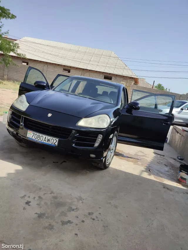 Porsche Cayenne 2007 · 4.5 AT