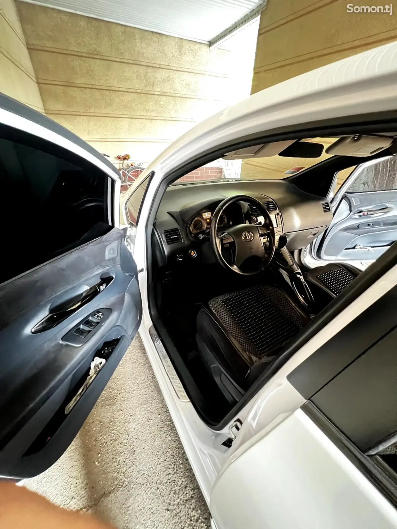 Toyota Blade 2008 · 2.4 AT