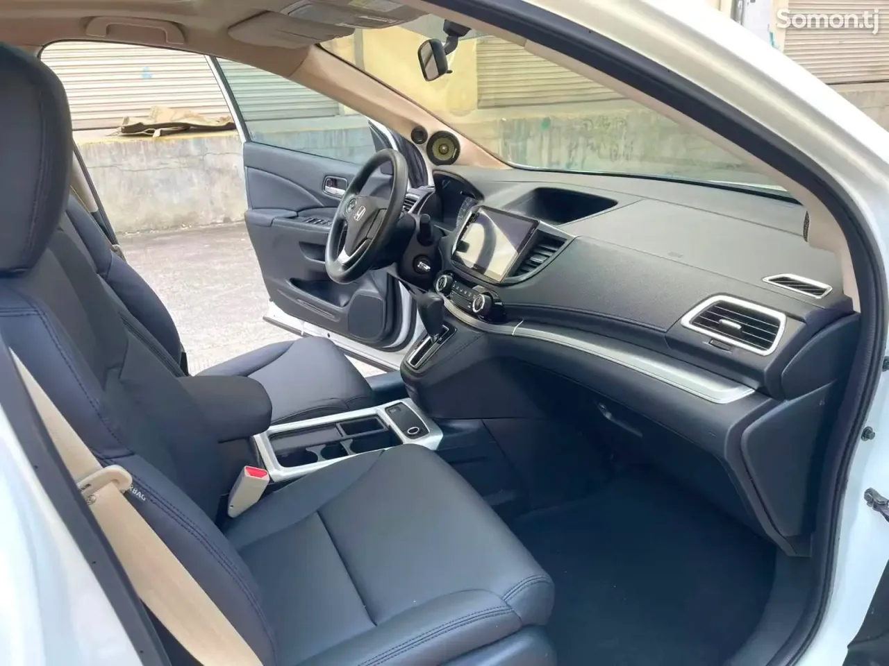 Honda CR-V 2016 · 2.0 AT