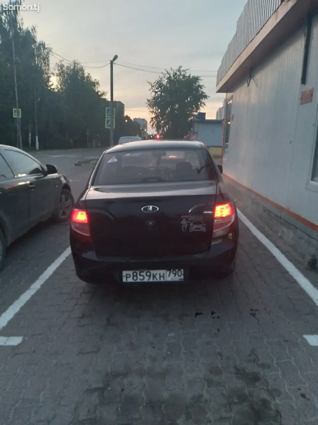 Lada (ВАЗ) Granta 2012 · 1.6 MT