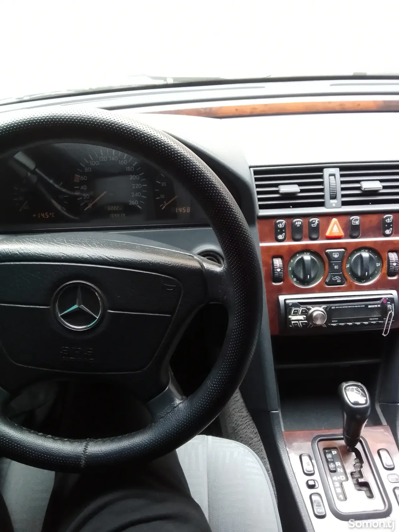 Mercedes-Benz C class 1999 · 2.4 AT