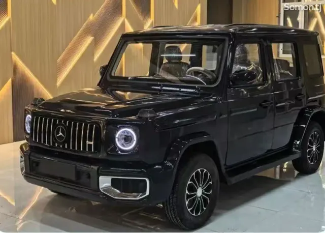 Mercedes-Benz X class 2025 · AT