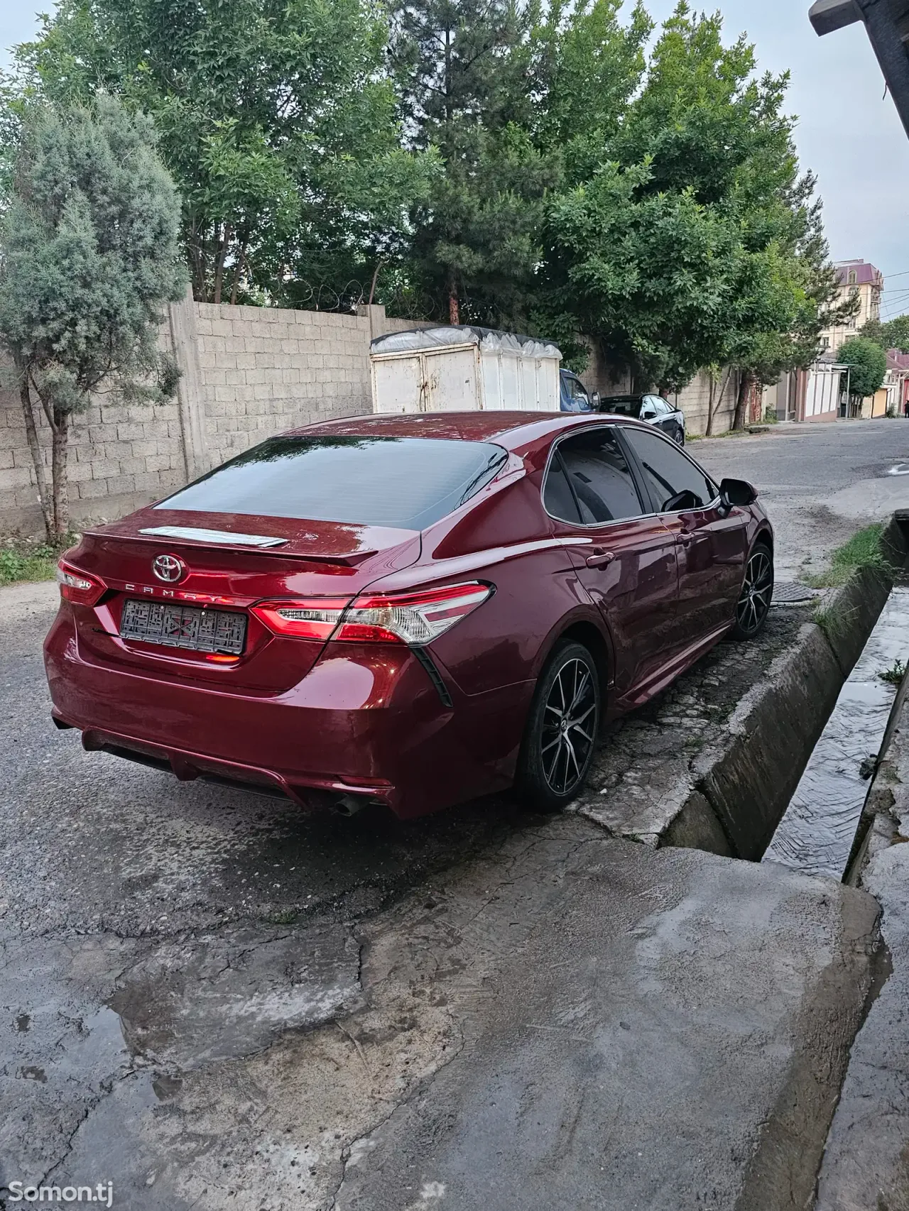 Toyota Camry 2018 · 2.5 AT