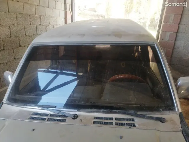 Mitsubishi Pajero JR 1997 · 1.6 MT