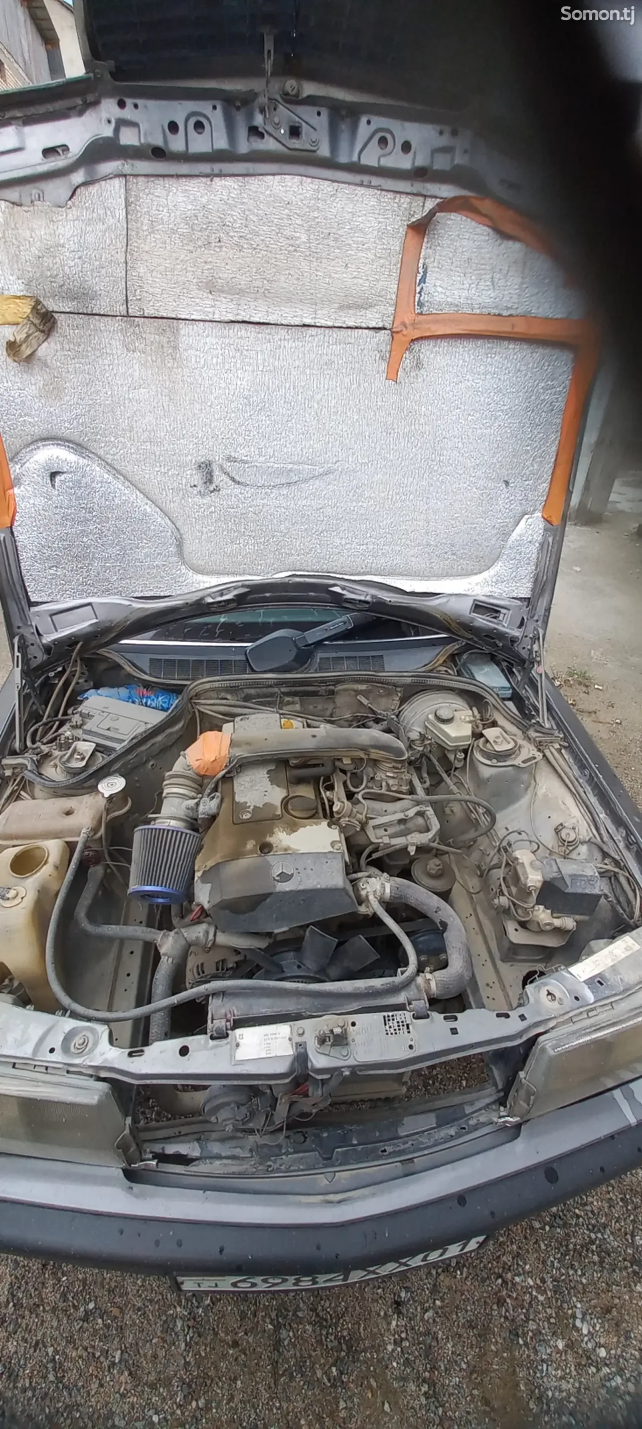 Mercedes-Benz W201 1992 · 2.0 MT