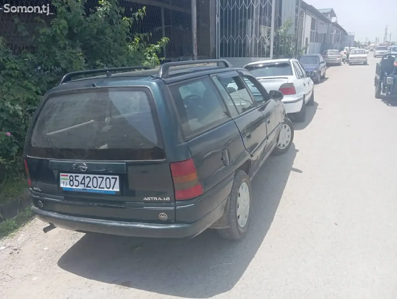 Opel Astra F 1993 · 1.6 MT