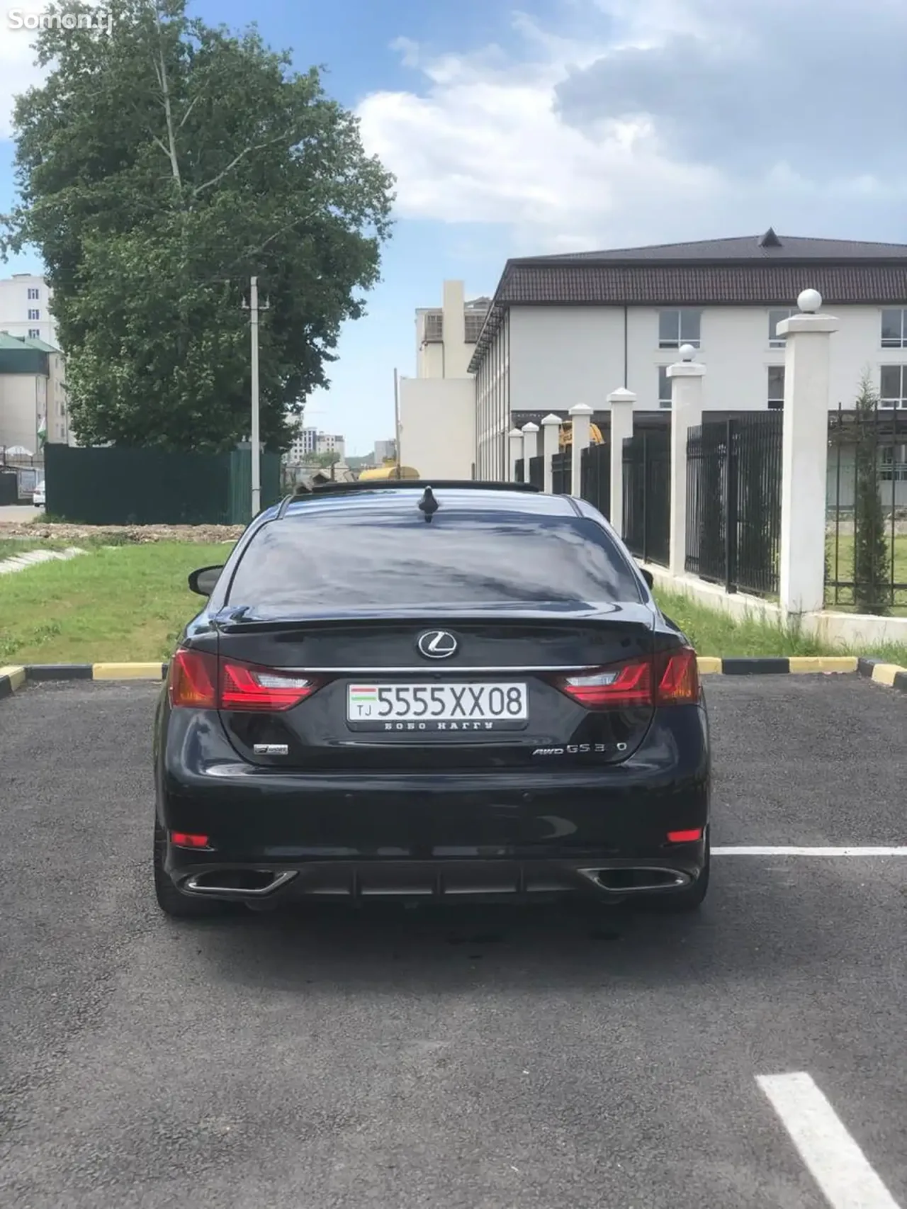 Lexus GS series 2013 · 3.5 AT