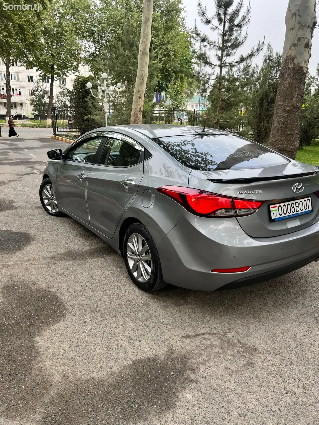Hyundai Avante 2015 · 1.6 AT