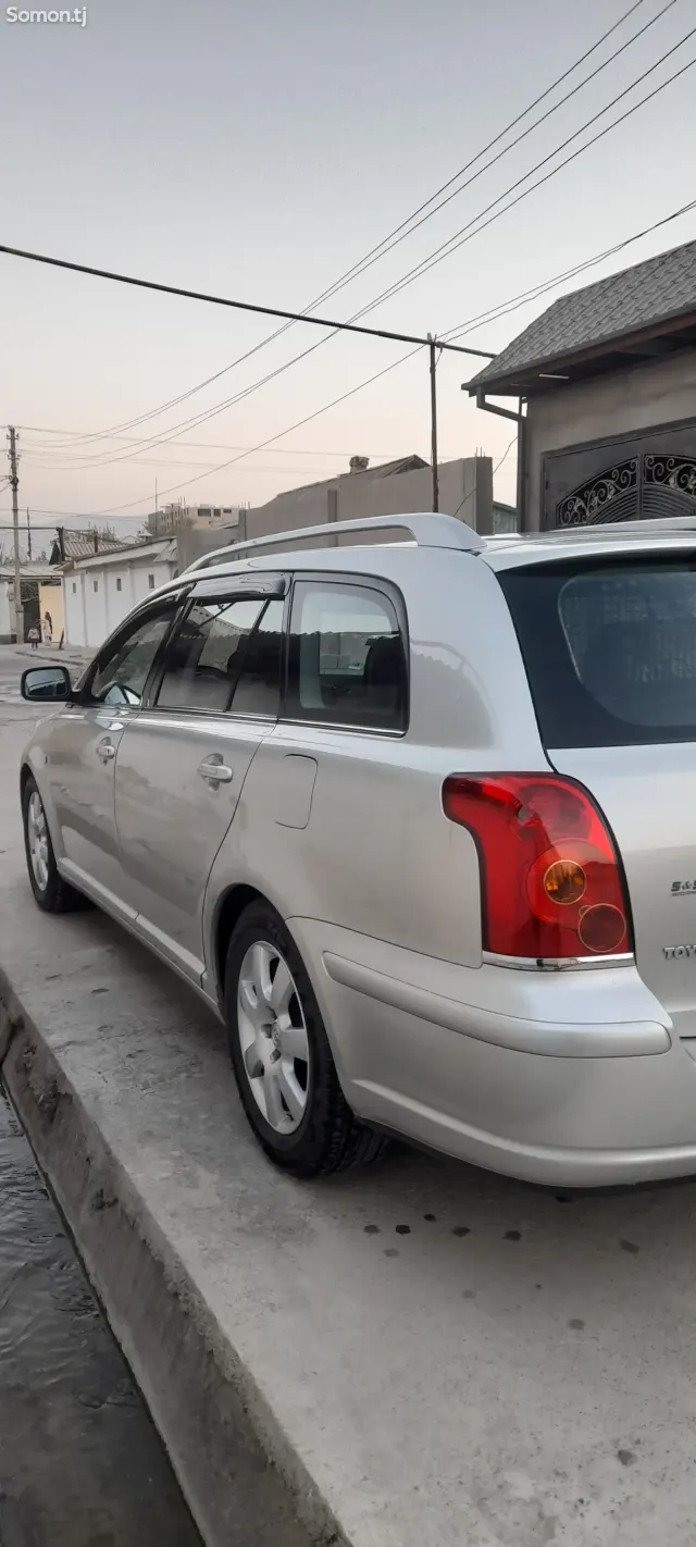 Toyota Avensis 2007 · 1.8 MT