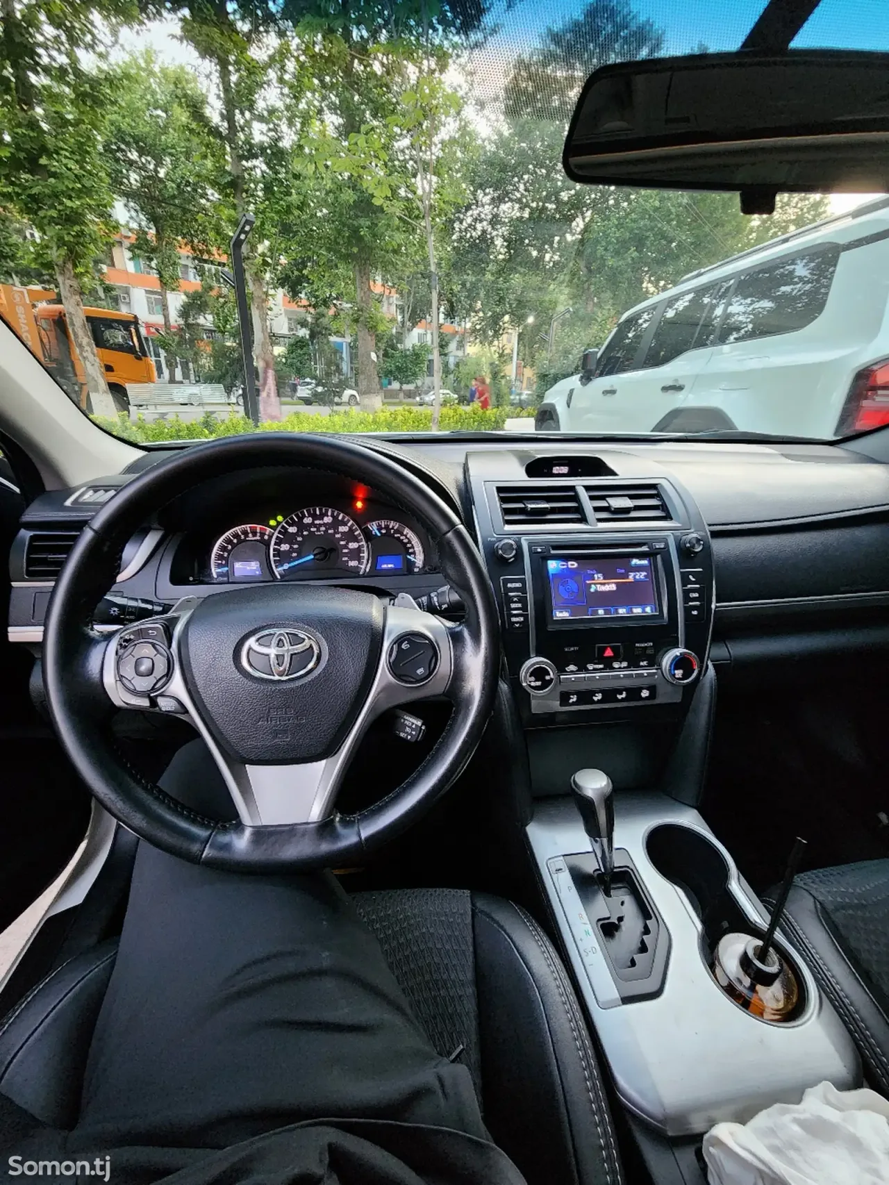 Toyota Camry 2014 · 2.5 AT
