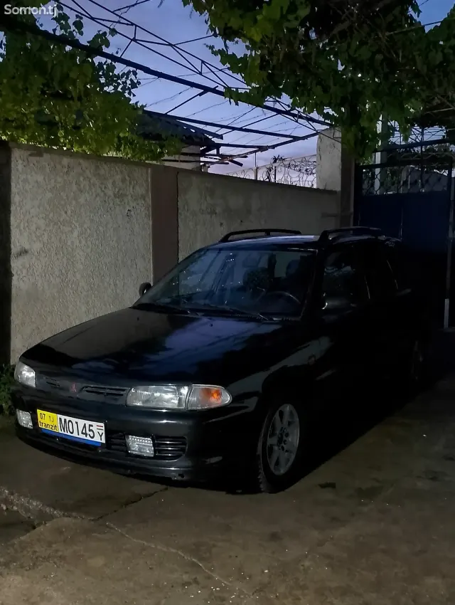 Mitsubishi Lancer 1994 · 1.6 MT