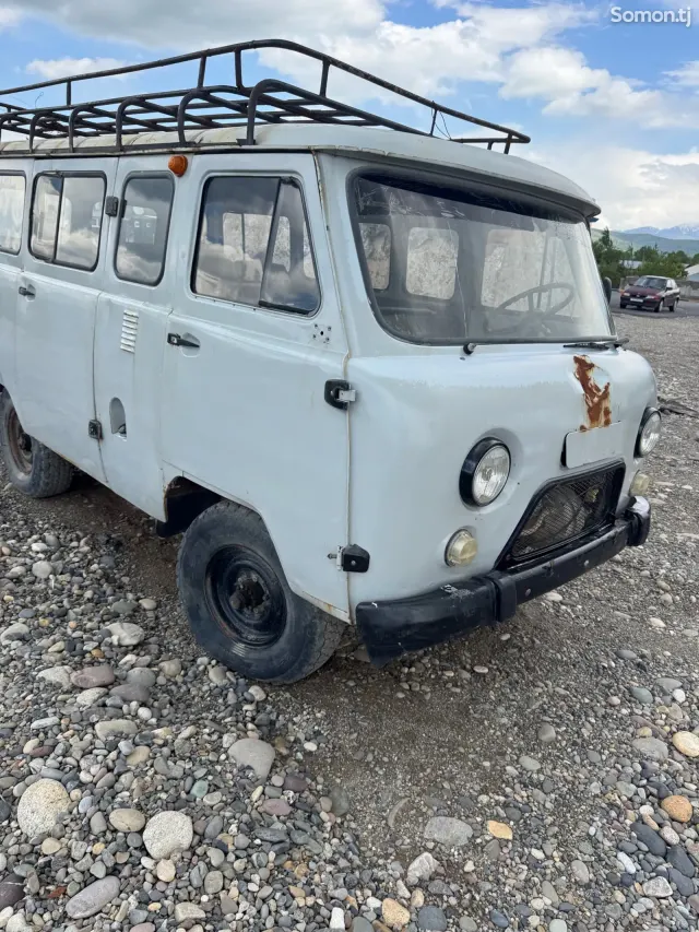 УАЗ 469 2006 · 2.7 MT