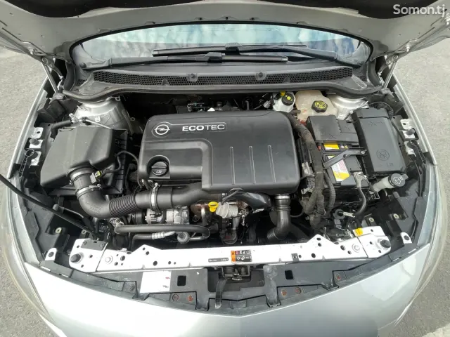 Opel Astra J 2014 · 1.7 MT