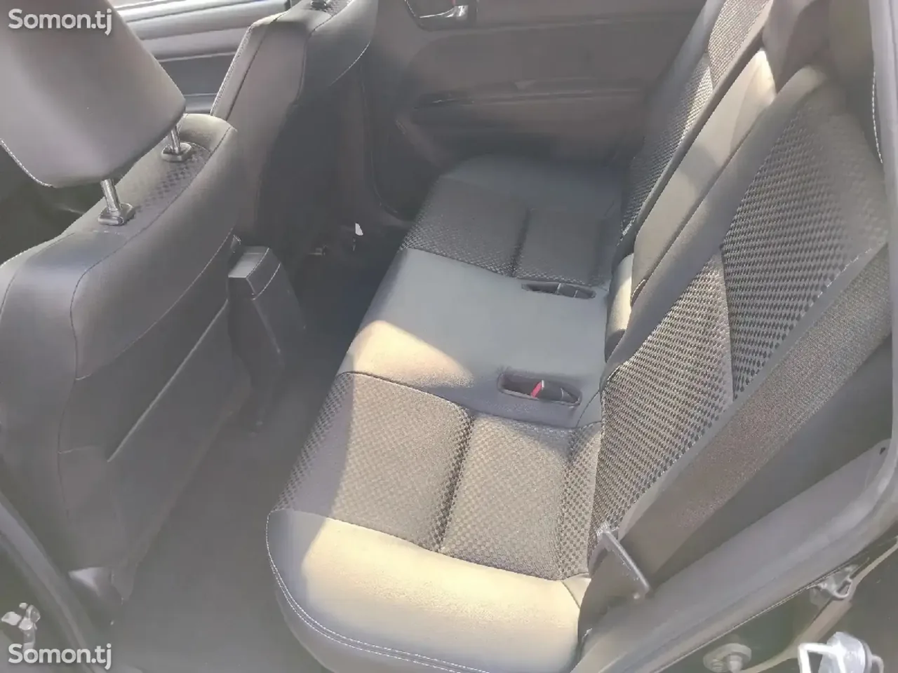 Toyota Fielder 2016 · 1.5 AT