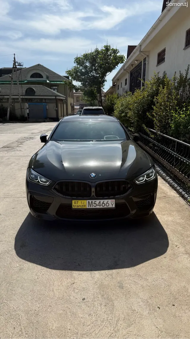 BMW M8 2024 · 4.4 AT