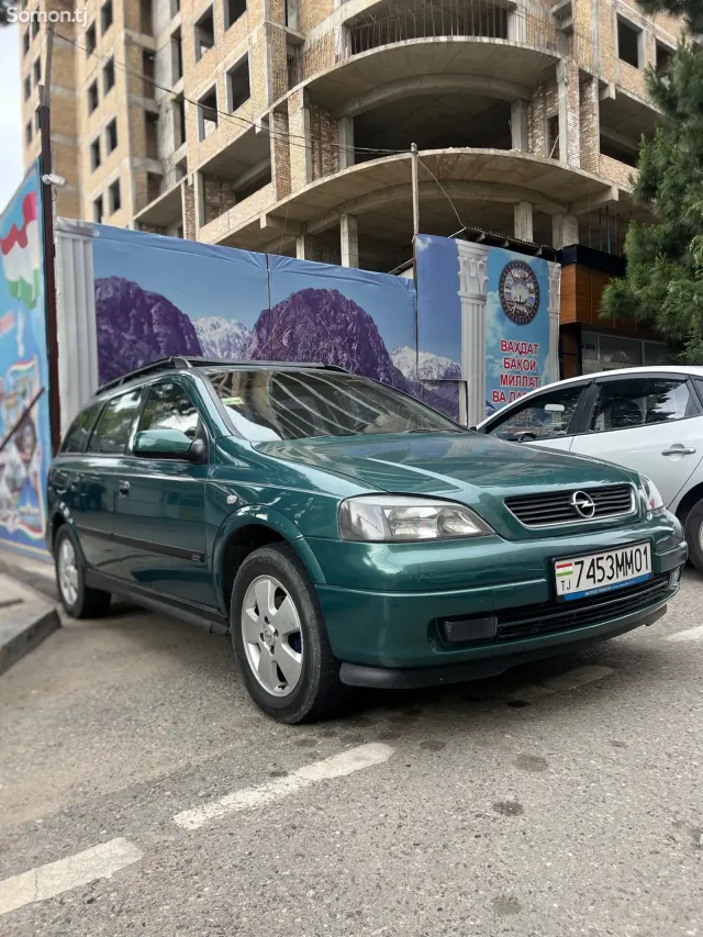 Opel Astra G 2001 · 1.6 MT