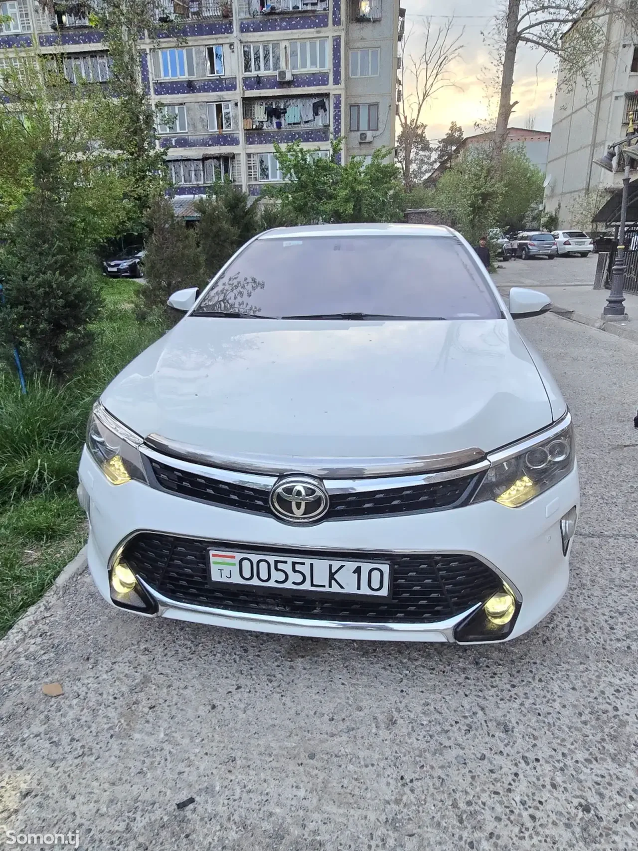 Toyota Camry 2017 · 3.5 AT