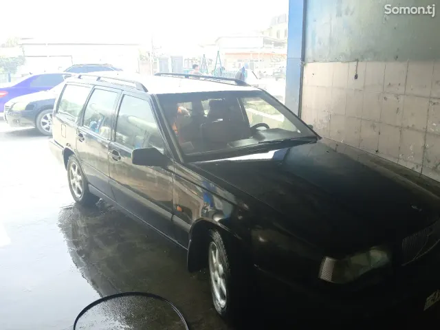 Volvo 850 1998 · 2.4 AT