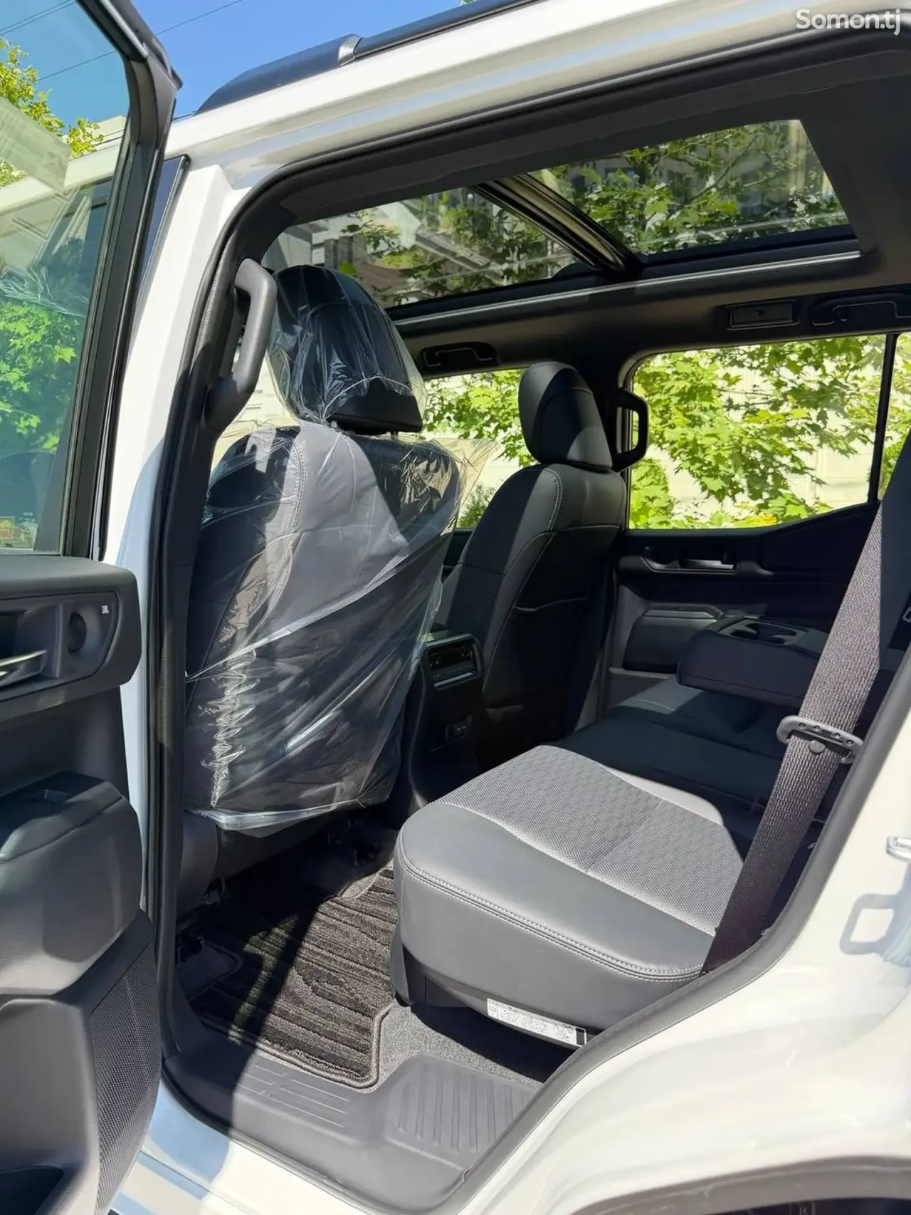 Toyota Land Cruiser Prado 2026 · 2.5 AT