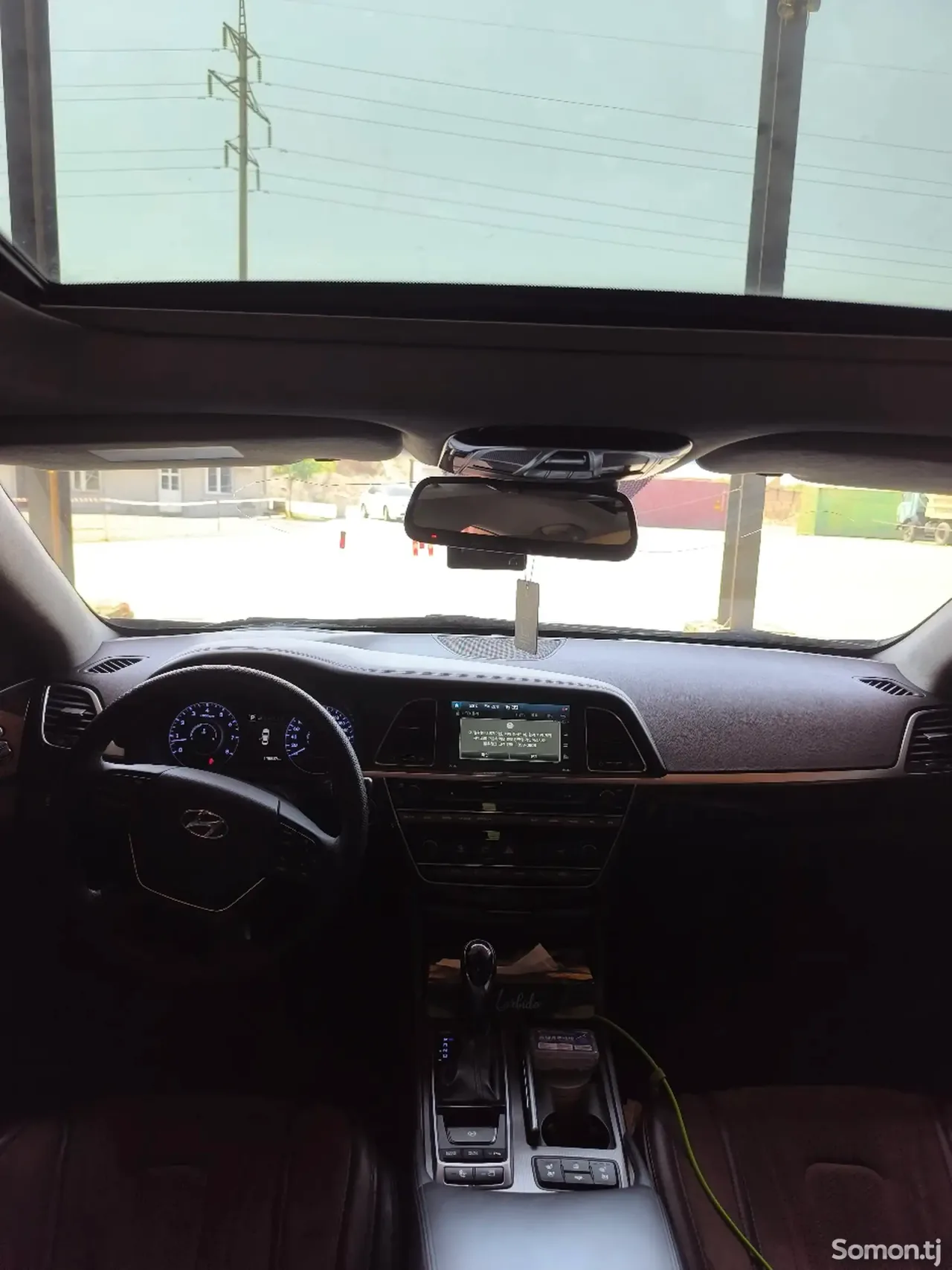 Hyundai Aslan 2014 · 3.3 AT