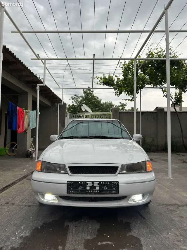 Daewoo Nexia 1996 · 1.6 MT