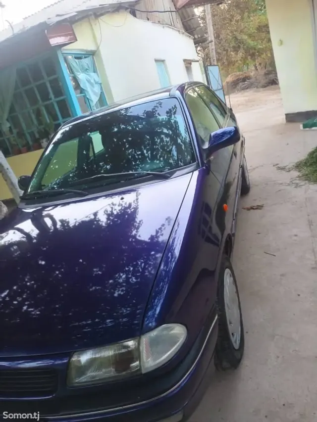 Opel Astra F 1997 · MT