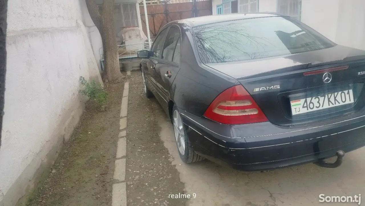 Mercedes-Benz S class 2005 · 1.8 MT
