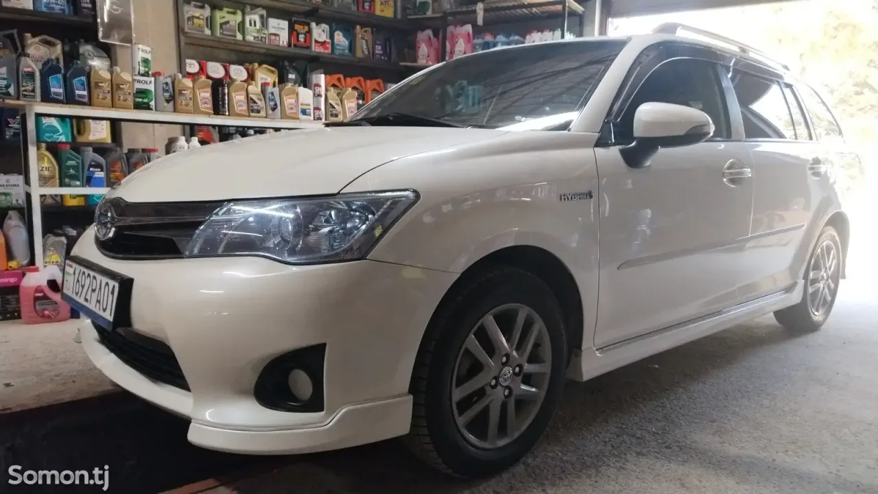 Toyota Fielder 2014 · 1.5 AT