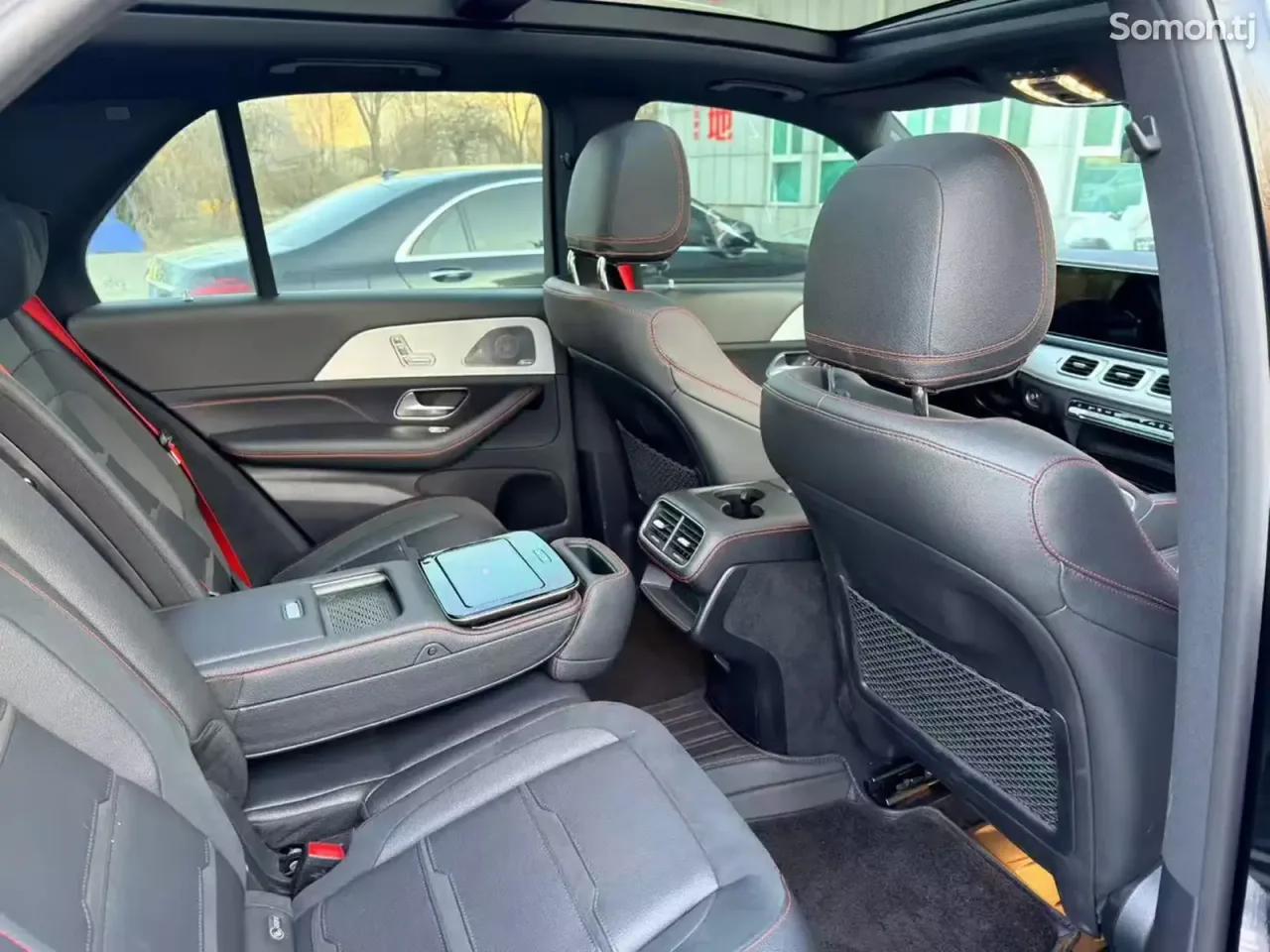 Mercedes-Benz GLE class 2024 · 3.0 AT