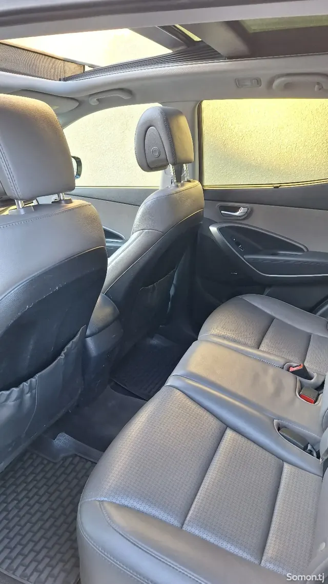 Hyundai Santa Fe 2015 · 2.0 AT