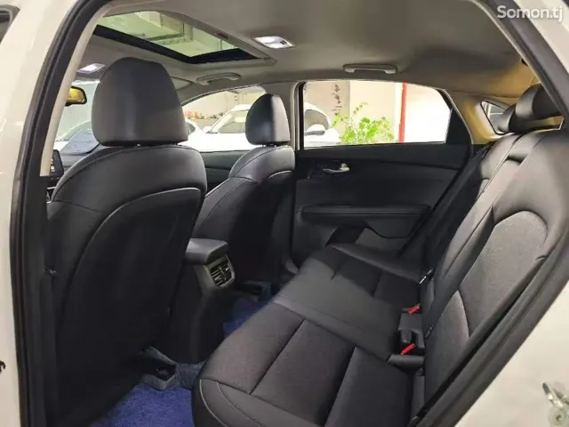 Kia K3 2020 · 1.5 AT