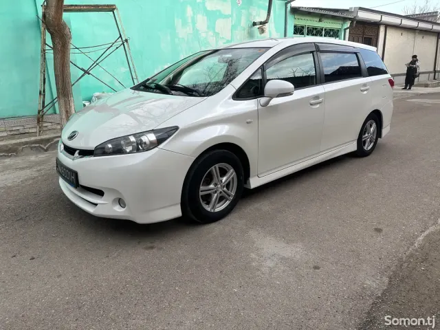 Toyota Wish 2014 · 2.0 AT