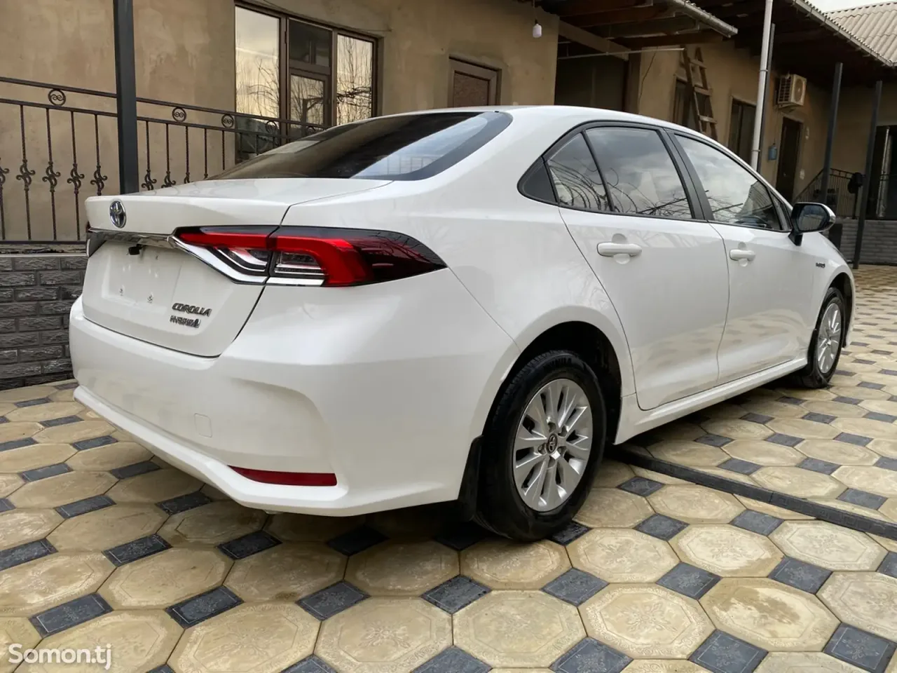 Toyota Corolla 2020 · 1.8 AT