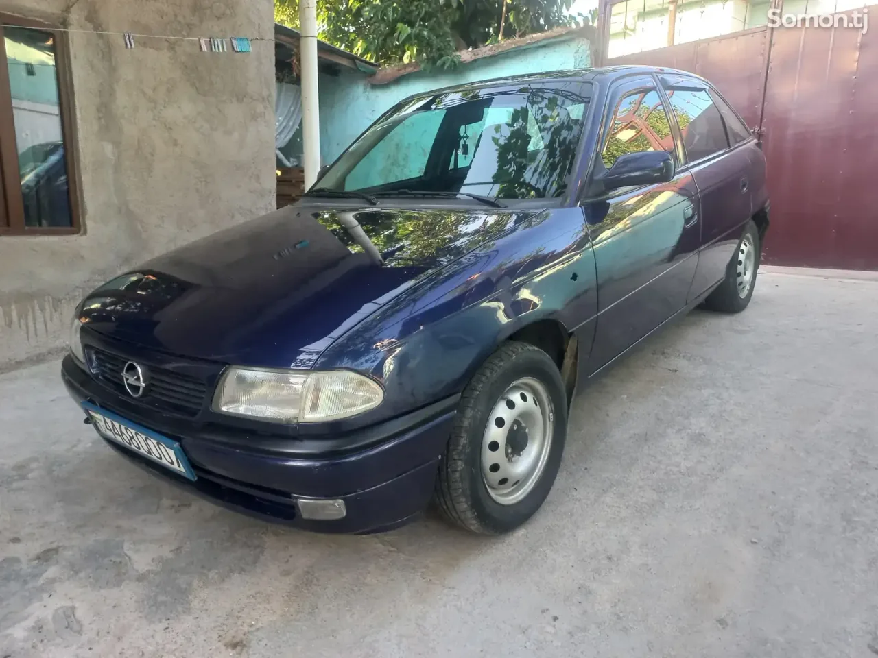 Opel Astra F 1998 · 1.6 MT