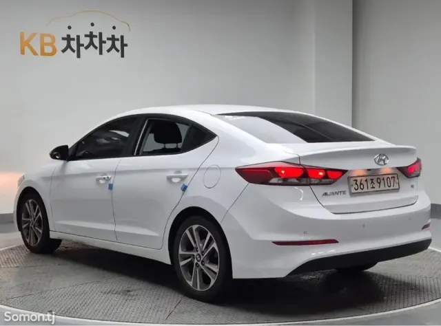 Hyundai Avante 2018 · 1.6 AT