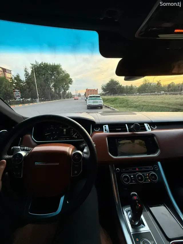 Land Rover Range Rover Sport 2016 · 4.3 AT