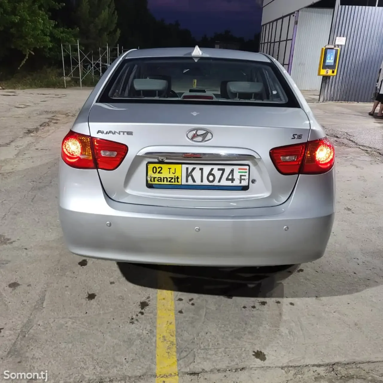 Hyundai Avante 2009 · 1.6 AT