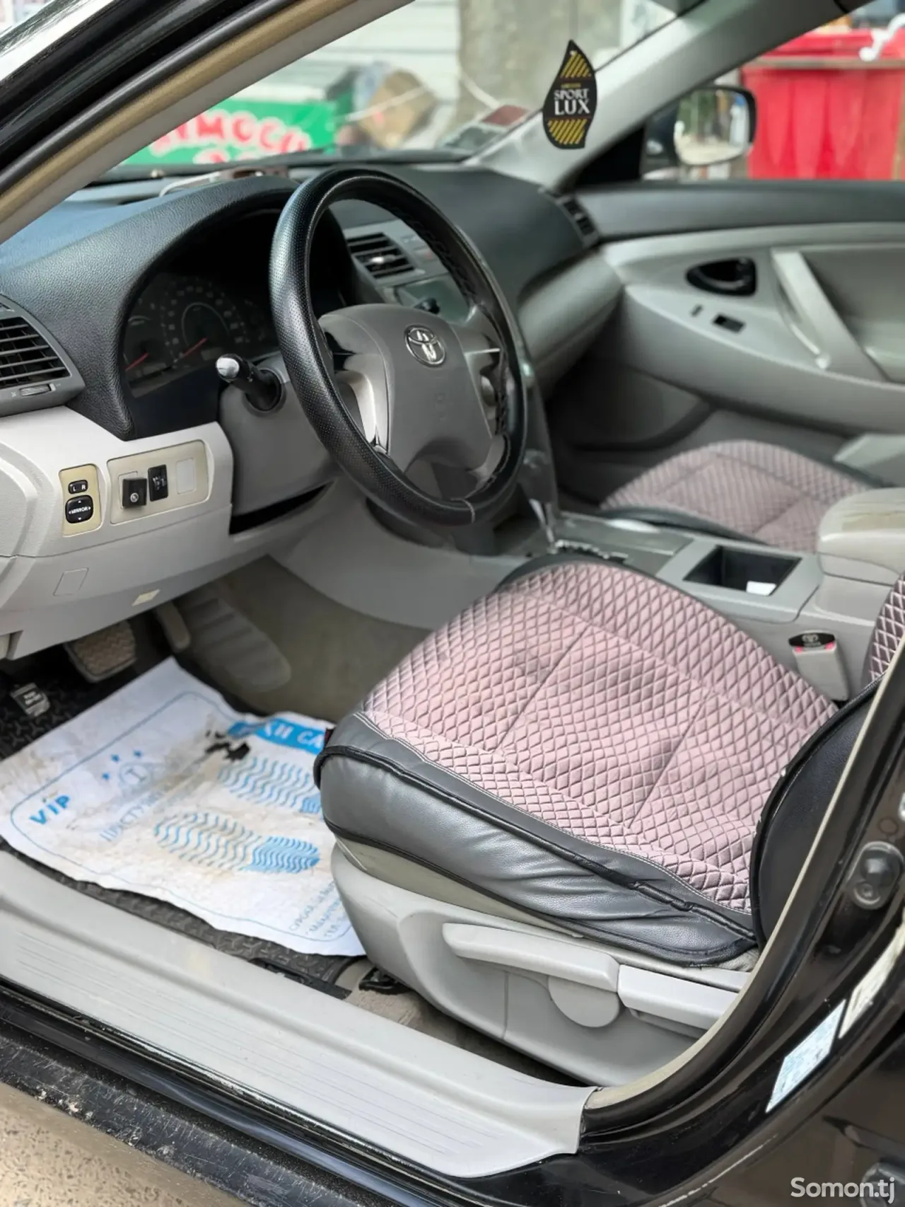 Toyota Camry 2008 · 2.4 AT