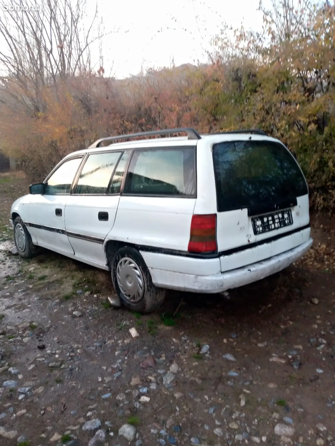 Opel Astra F 1992 · 1.6 MT