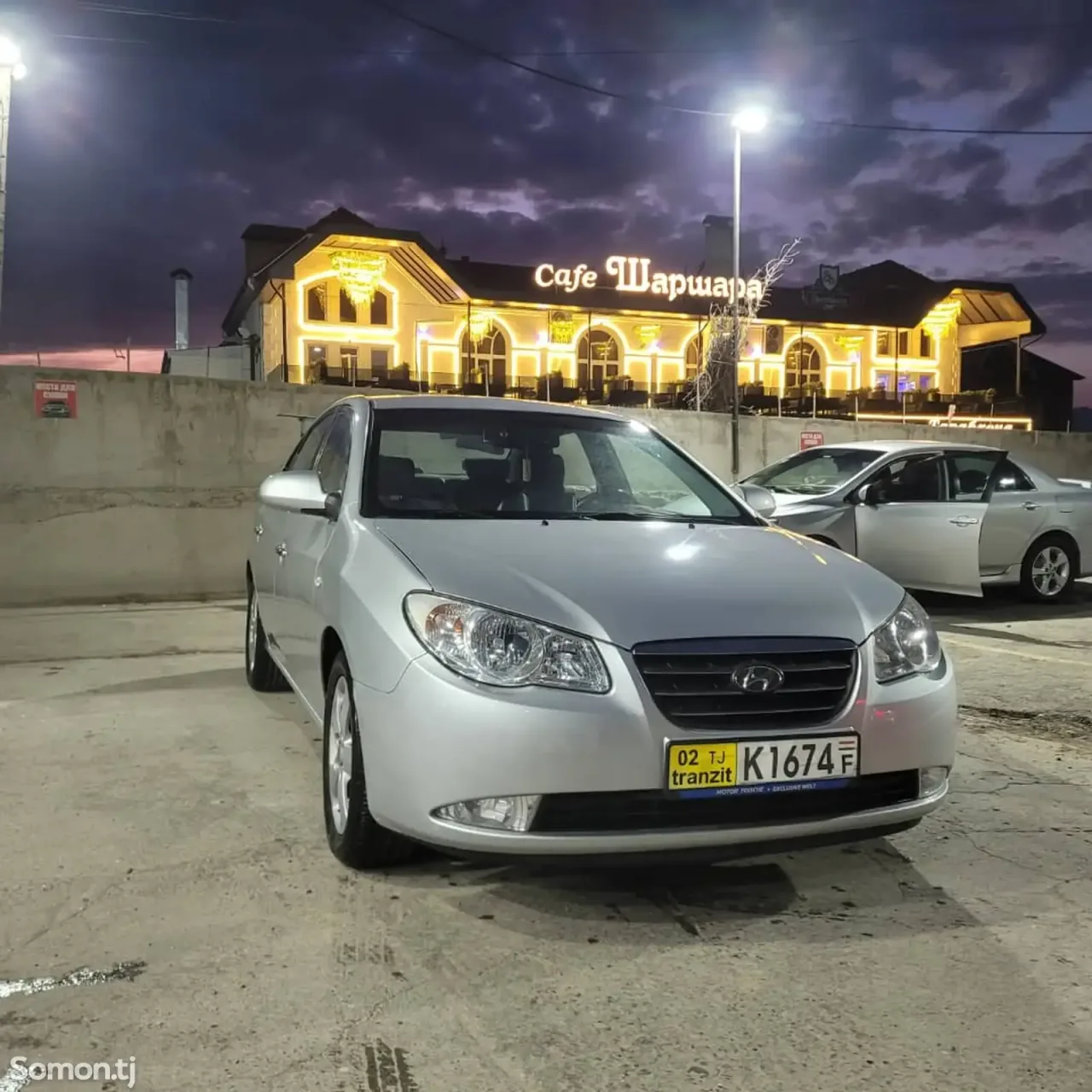 Hyundai Avante 2009 · 1.6 AT