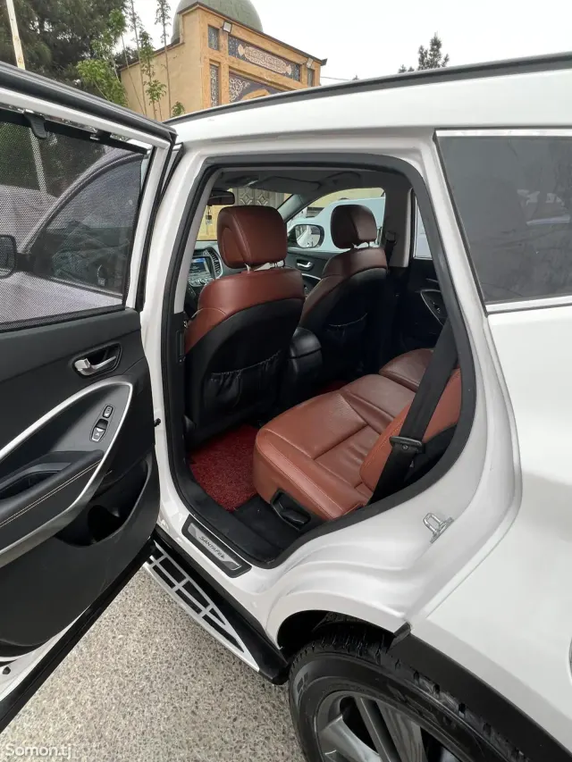 Hyundai Santa Fe 2014 · 2.0 AT