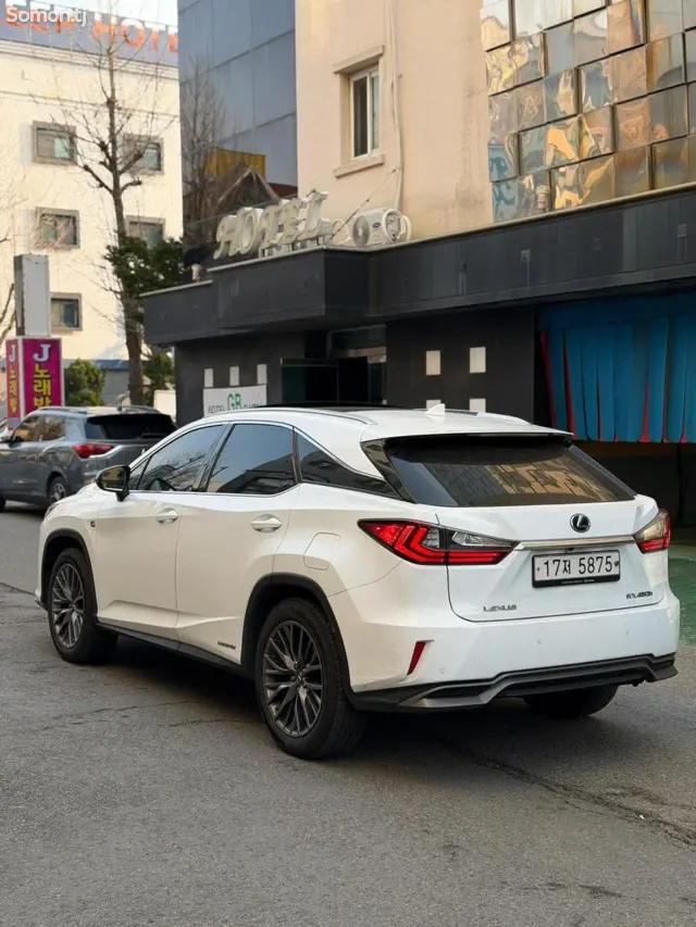 Lexus RX series 2017 · 4.5 AT