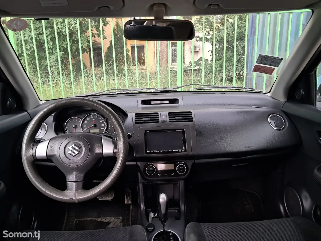 Suzuki Swift 2010 · 1.3 AT