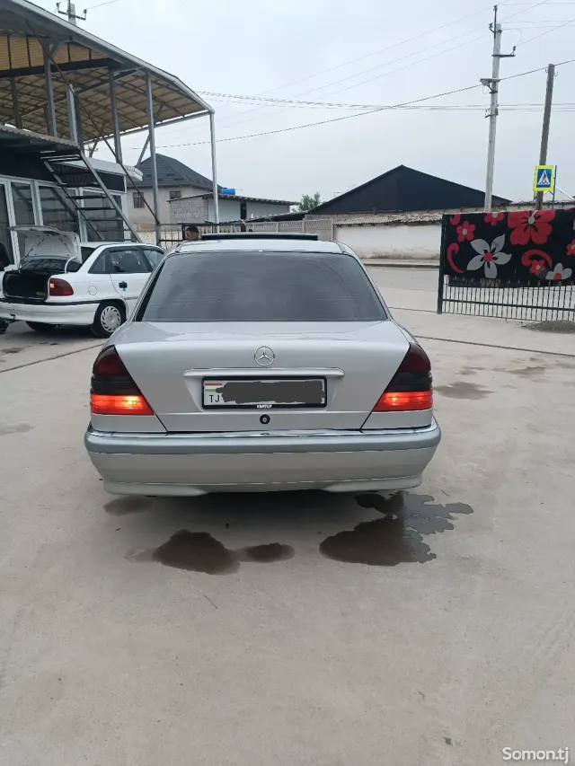 Mercedes-Benz C class 1998 · 2.0 AT