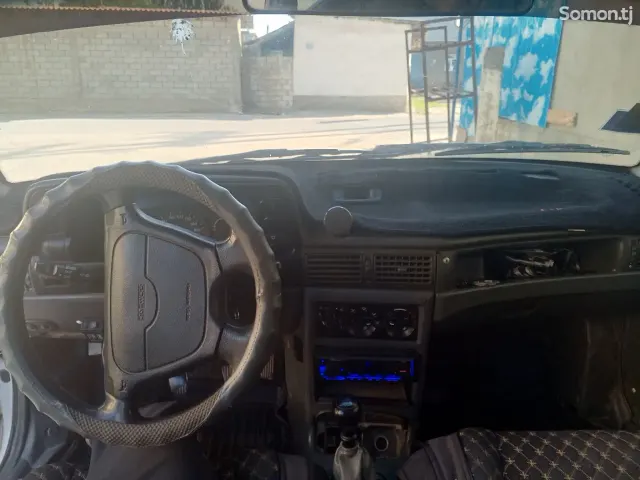 Daewoo Nexia 1994 · 1.6 MT