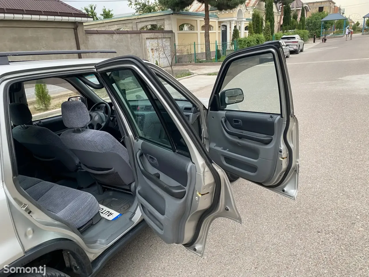 Honda CR-V 1997 · 2.0 AT