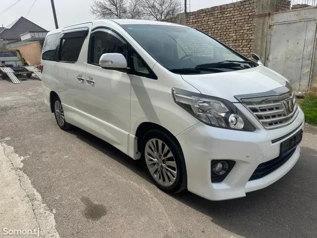 Toyota Alphard 2014 · 2.4 AT
